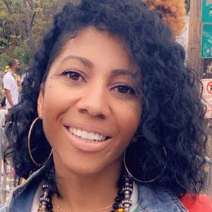 Meet your Posher, Maya